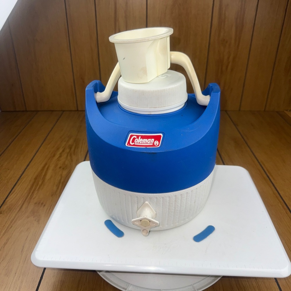 Vintage Coleman Water Jug Cooler Blue White Spigot 1 Gallon Made in USA 80s